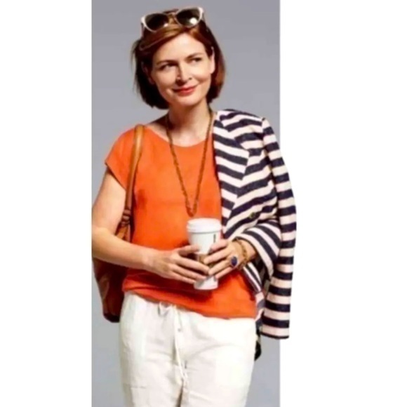 CAbi Tops - CAbi Scoop Neck Cap Sleeve Top Tee